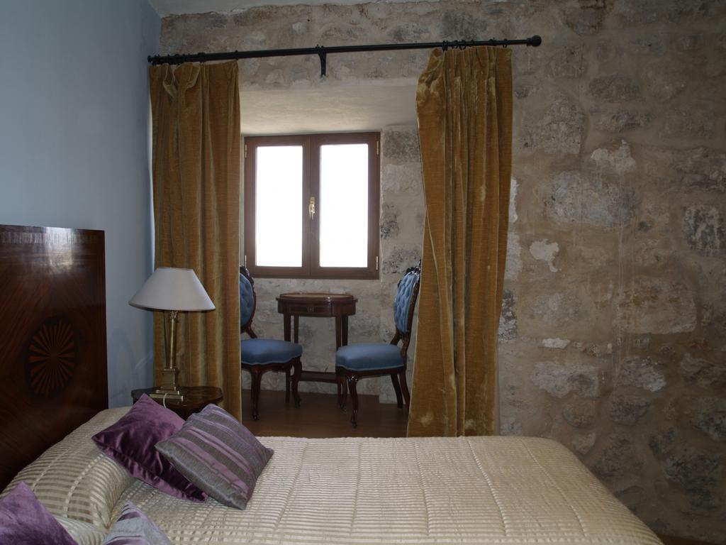 Residencia Real Del Castillo De Curiel Curiel de Duero Exteriér fotografie